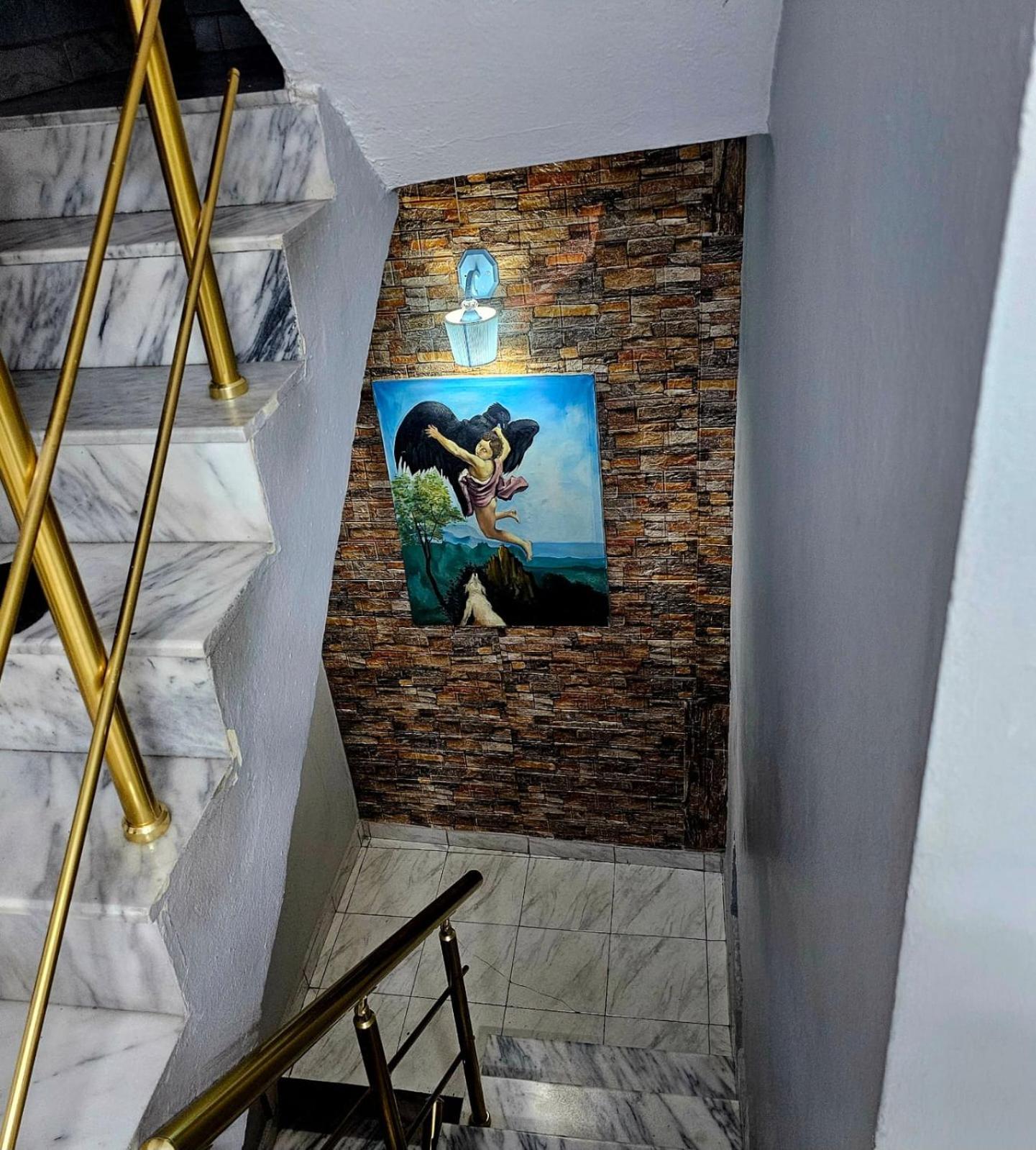 Dafina Hotel Tiranë Luaran gambar