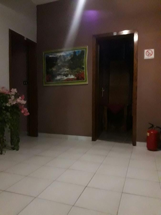 Dafina Hotel Tiranë Luaran gambar