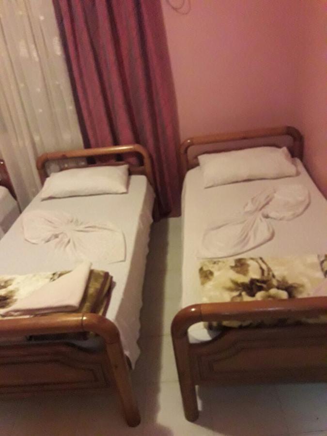 Dafina Hotel Tiranë Luaran gambar