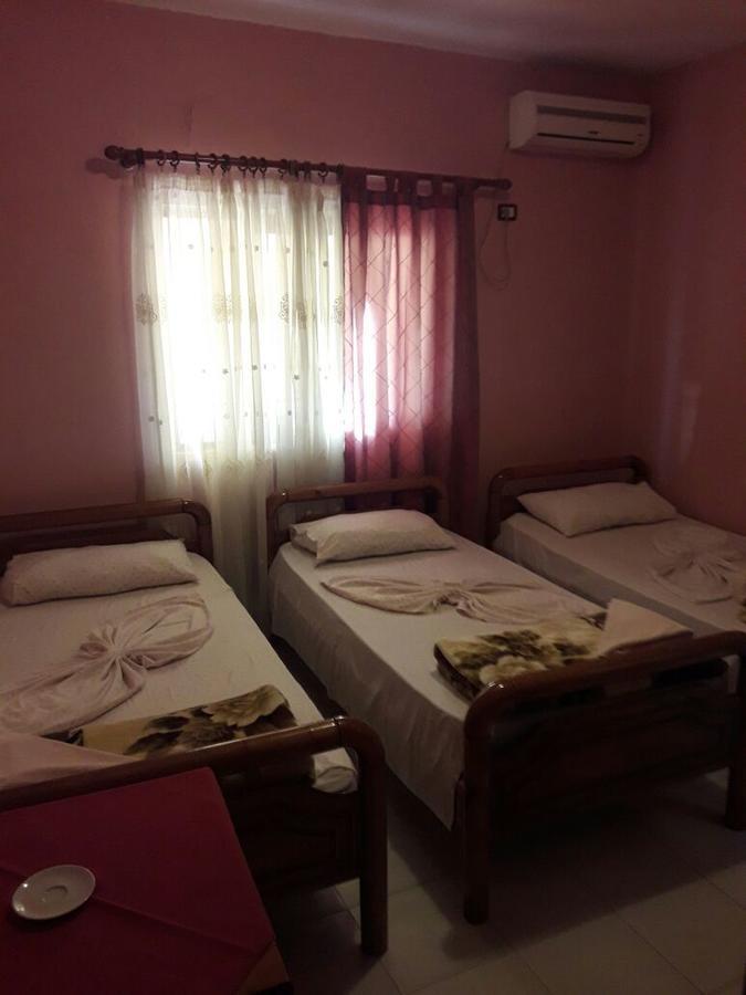 Dafina Hotel Tiranë Luaran gambar